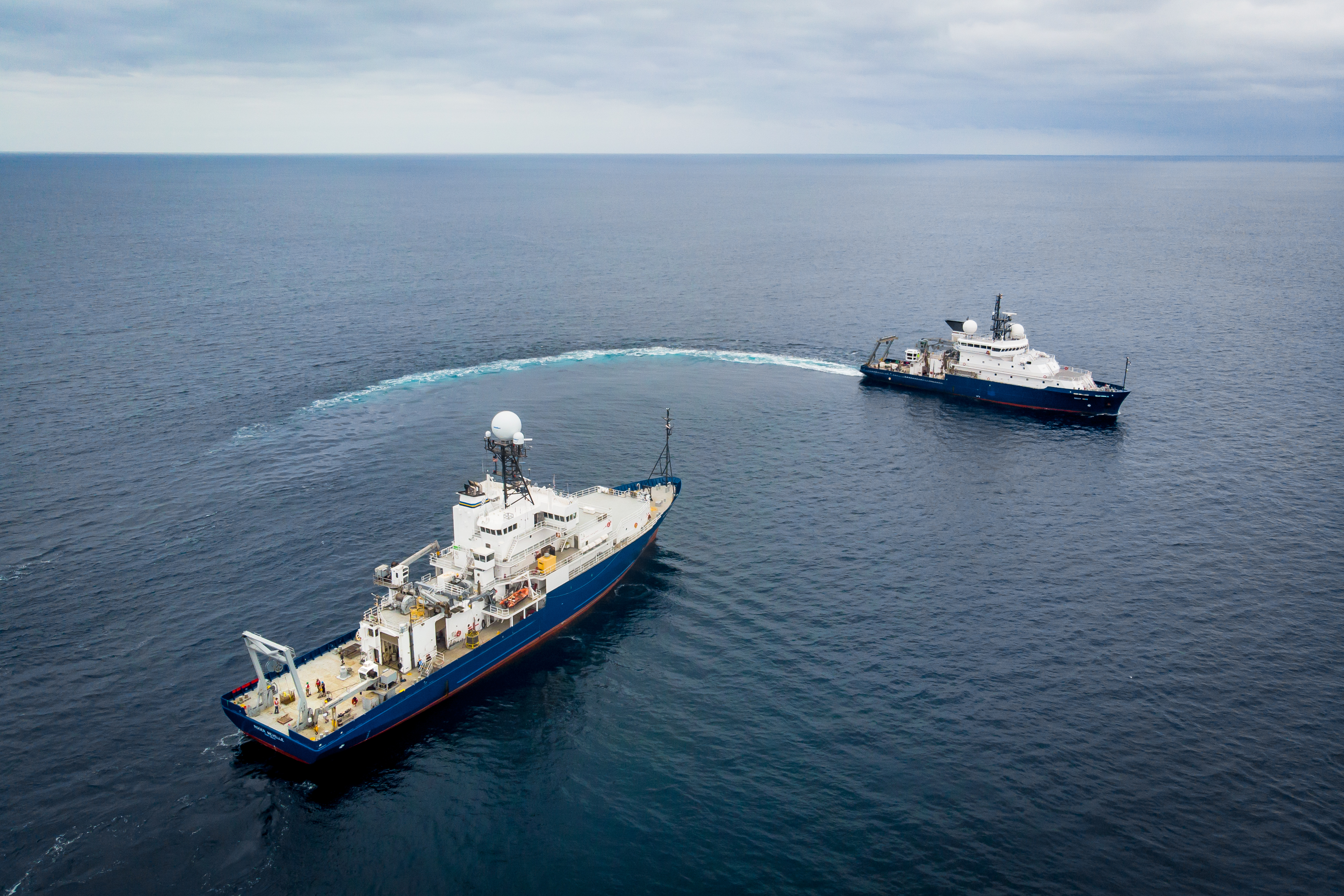 R/V Roger Revelle & R/V Sally Ride